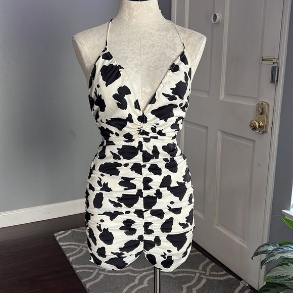 Nectar Clothing Black White Printed Ruched Mini Dress - Picture 3 of 8